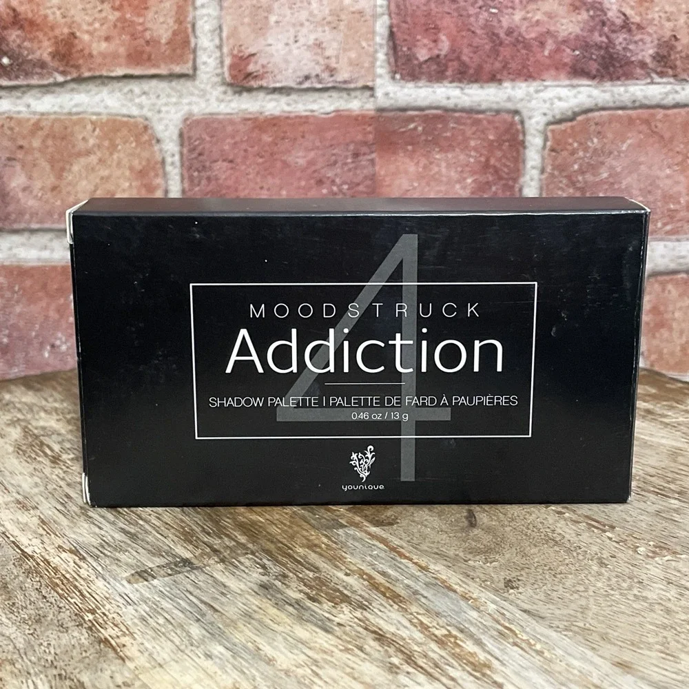 Younique Moodstruck Addiction 4 Shadow Palette. New in Box